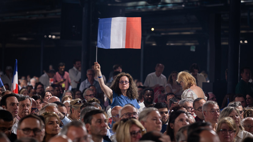 Figaro: выборы президента Франции пройдут 18 апреля и 2 мая 2027 года