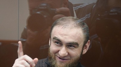 Экс-сенатор Арашуков просил передавать ему в тюрьму посылки с элитными товарами