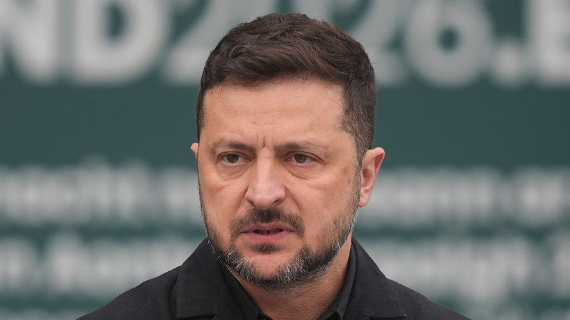 Мендель: Зеленский предлагает сценарий шоу как политическую стратегию