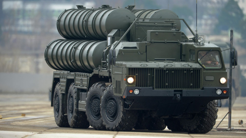Hürriyet: Турция передала российские комплексы С-400 третьей стране
