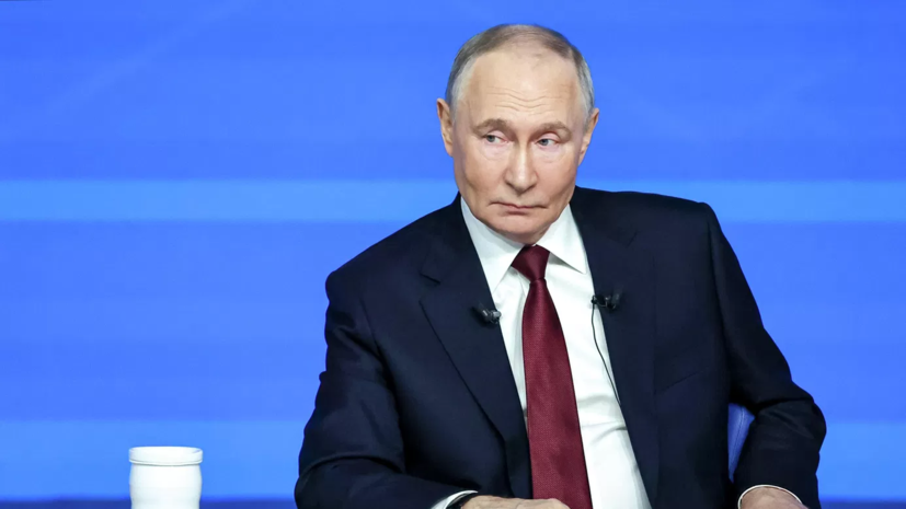 Путин заявил, что ключевая ставка в России должна снижаться