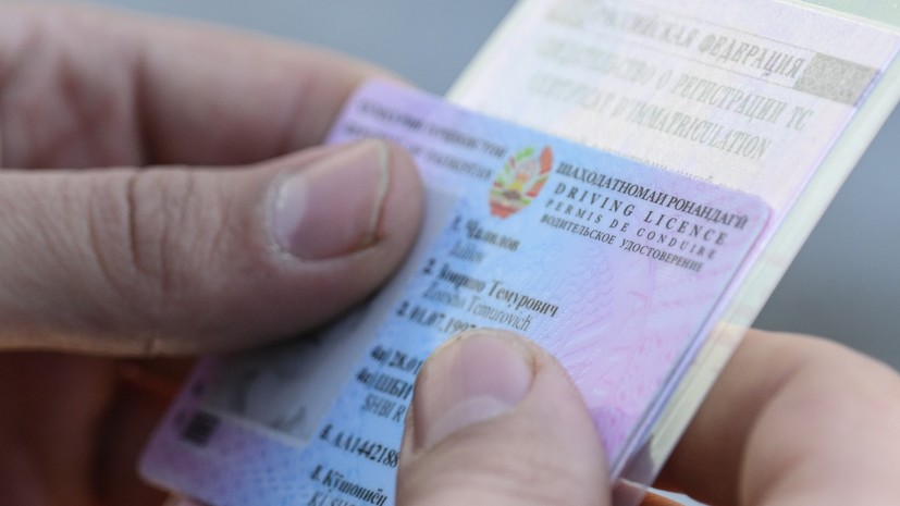 Въехавший в остановку с людьми водитель в Чебоксарах получил права месяц назад
