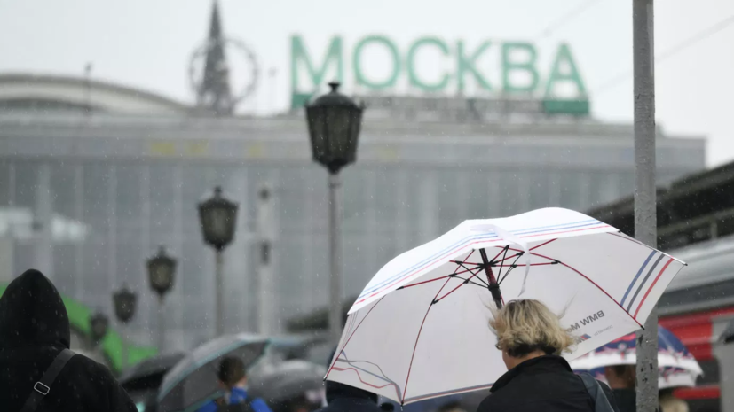 Москвичам рассказали, когда жара сменится дождями и похолоданием