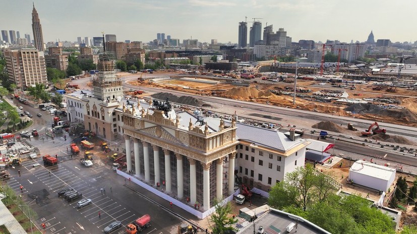 В Москве благоустроили сквер рядом с Центральным ипподромом