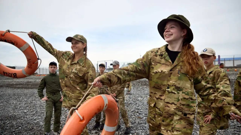 Военно-патриотическая игра «Морская зарница» открылась в детском центре «Смена»