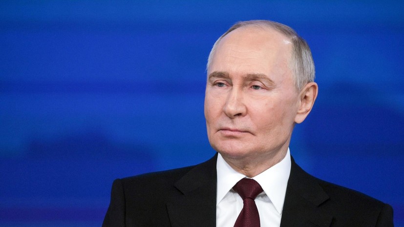 Путин поздравил железнодорожников с профессиональным праздником