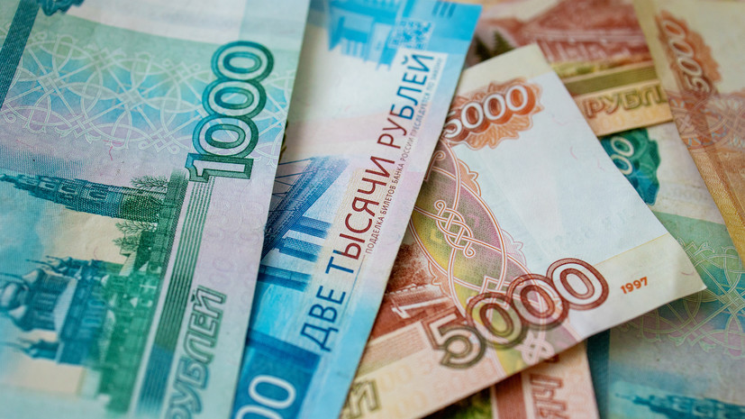 HR-эксперт Захаров: новичкам стоит начинать с минимальной зарплаты