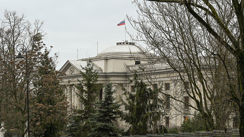 Посольство направило Польше протест из-за сноса памятника советским воинам
