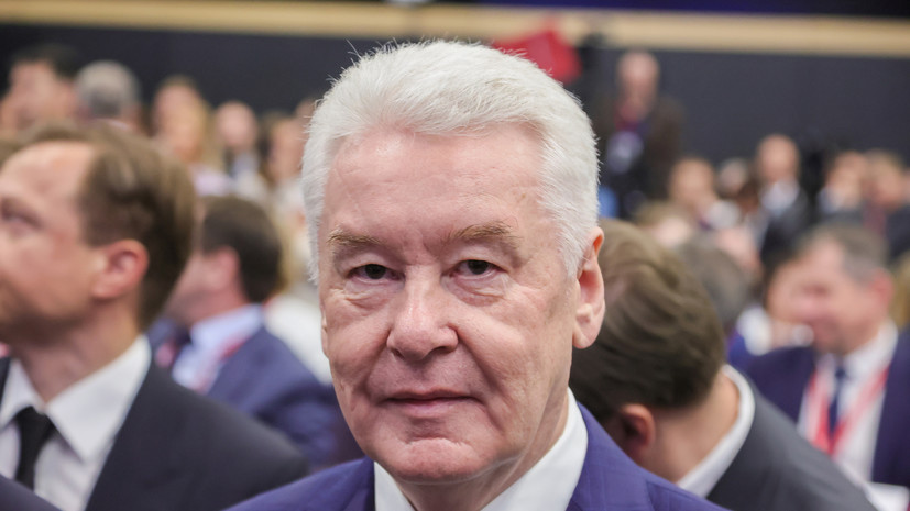 Собянин рассказал о внедрении проекта московской электронной школы в регионах