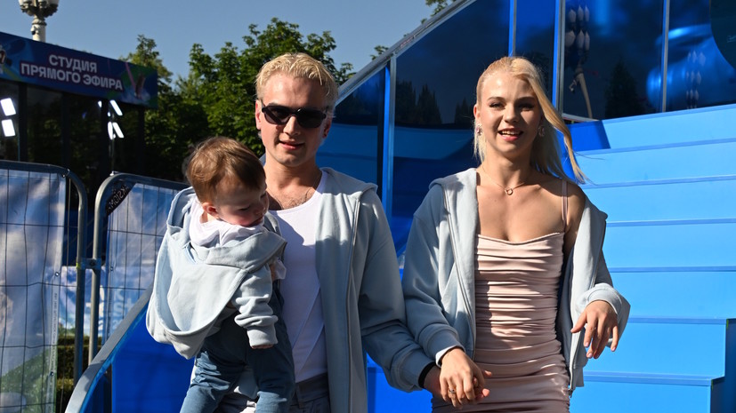 Трусова и Игнатов празднуют первый день рождения сына