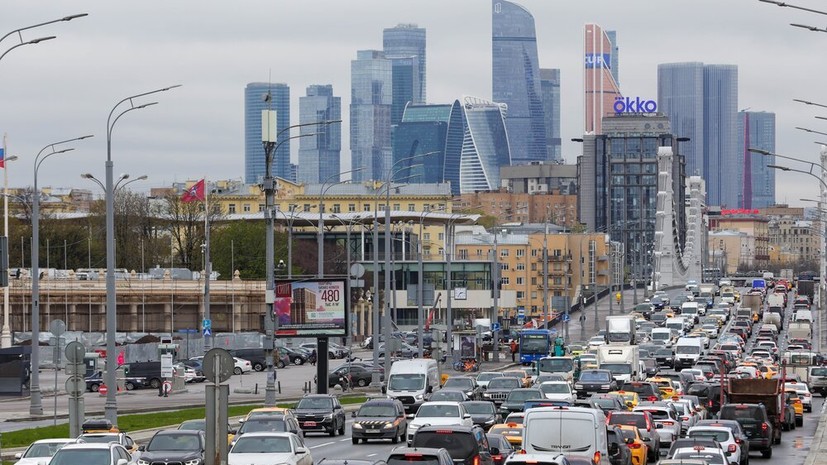 Автоэксперт назвал главные ошибки водителей летом