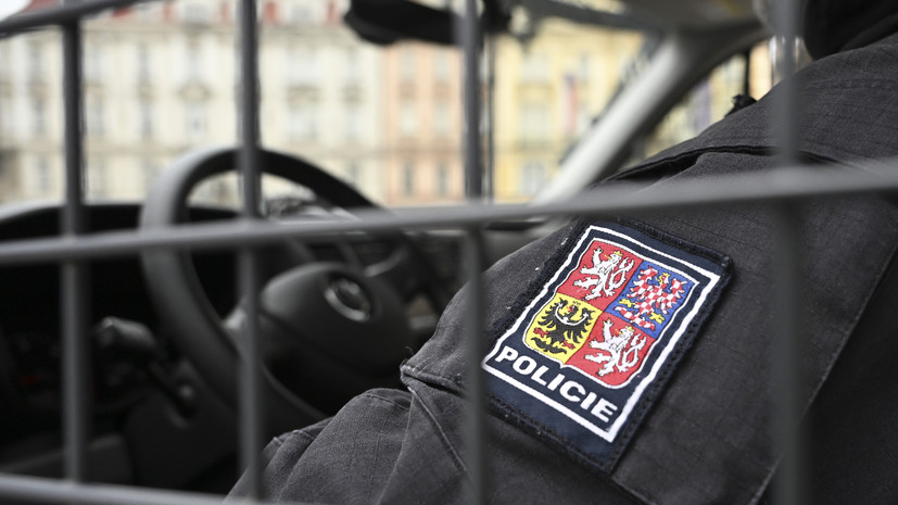 Три человека получили тяжёлые ранения при нападении с ножом в Чехии