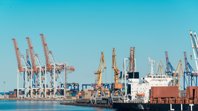 Украина может потерять около $11,5 млрд из-за простоя морских портов