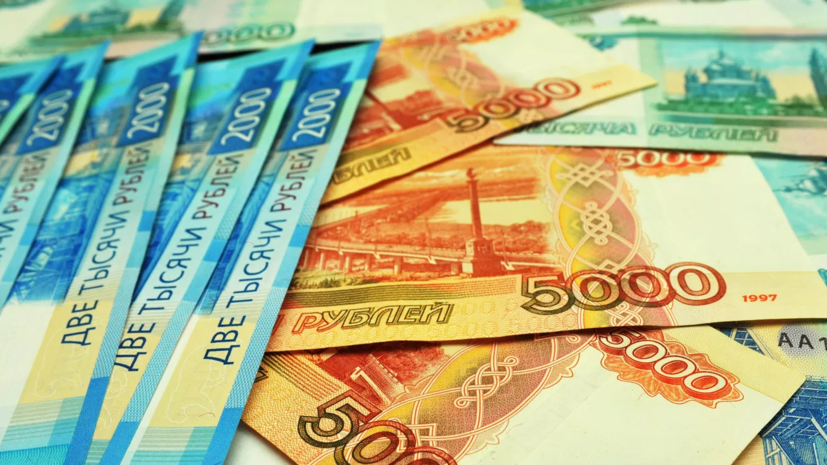Финансист Ключникова: долговая нагрузка около 50% дохода становится рискованной