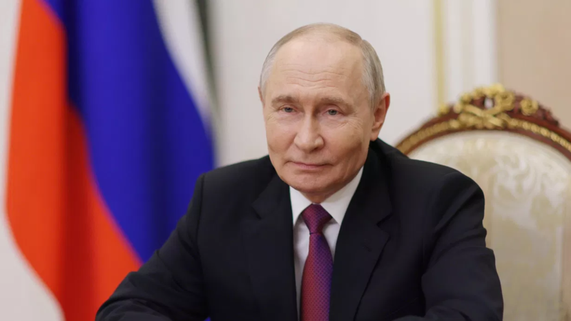 Путин поручил создать сильные университетские центры в регионах