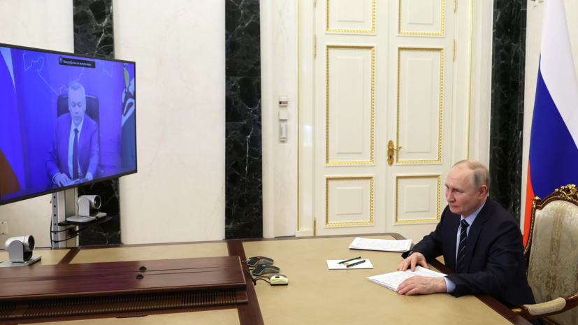 Путин провёл рабочую встречу с губернатором Новосибирской области Травниковым