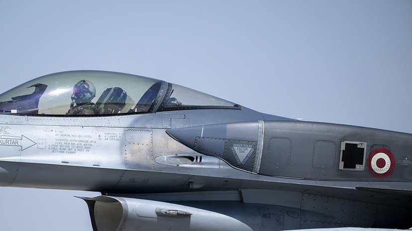 В Турции потерпел крушение истребитель F-16