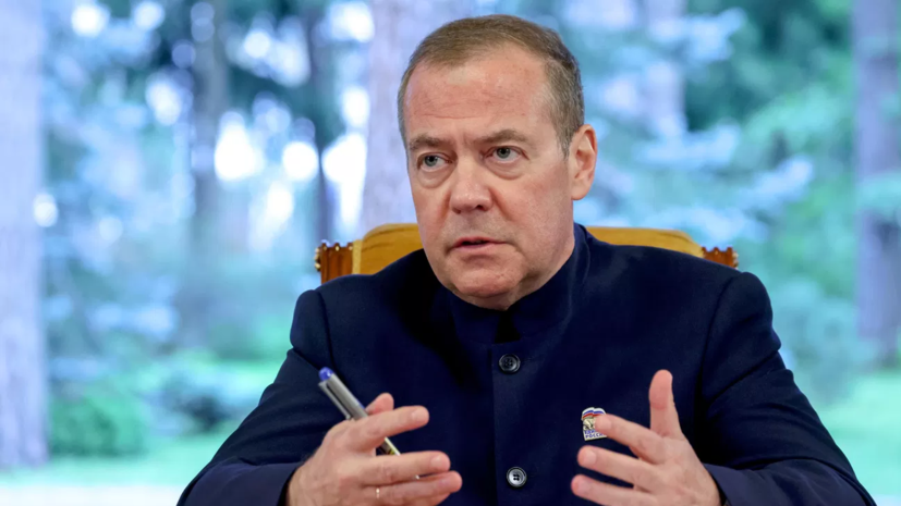 Медведев заявил, что Курильские острова были и останутся российскими