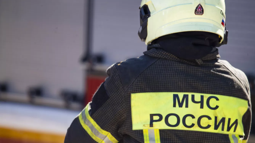 В Ленобласти повреждены постройки на участках в деревне в результате атаки БПЛА