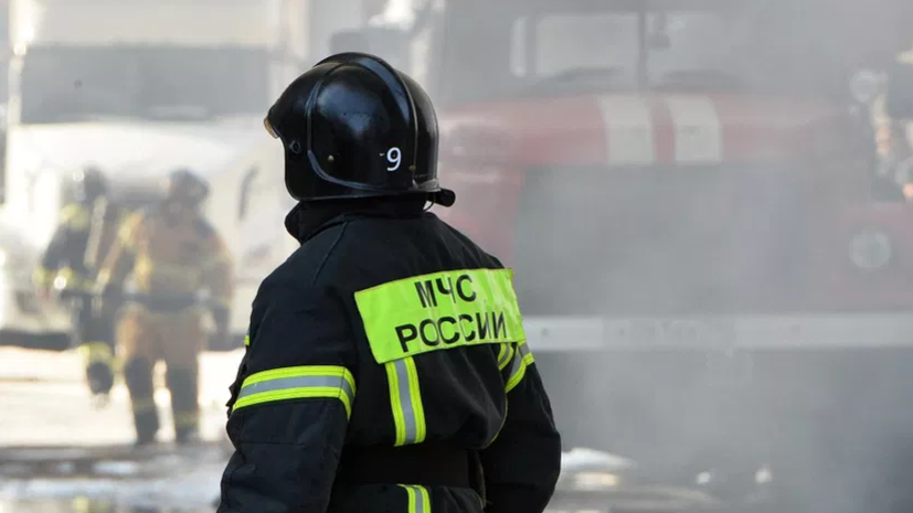 К тушению склада в подмосковном Коледино привлечено 14 автоцистерн