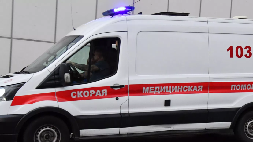 Медики оказали помощь девяти пострадавшим в ДТП с автобусом в Москве