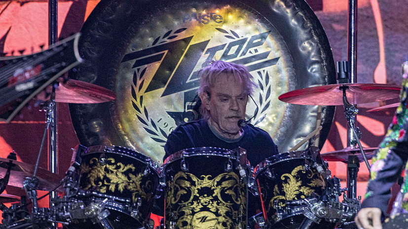 Барабанщик ZZ Top Фрэнк Бирд умер в возрасте 77 лет
