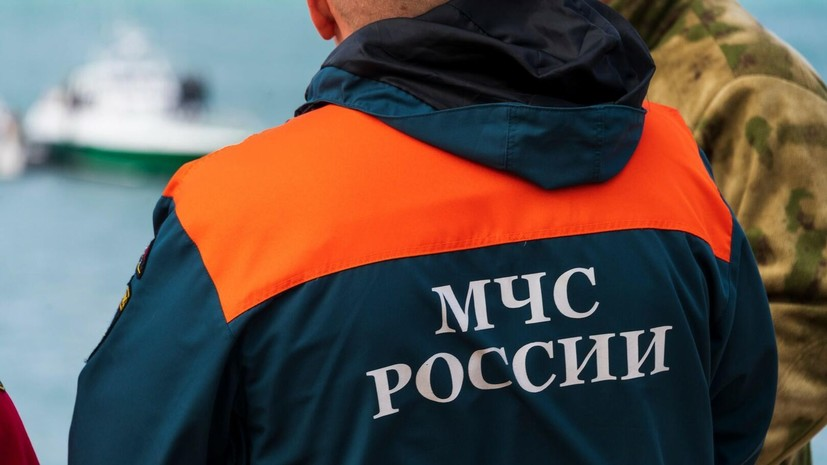 МЧС: спасатели эвакуировали тело погибшей на горе Чегет туристки из Индии