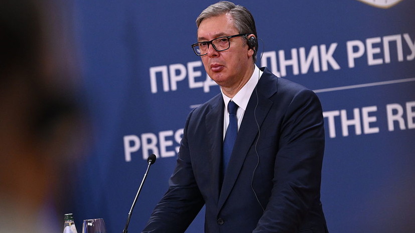Вучич поблагодарил Россию за отправку борта для тушения пожаров в Сербии