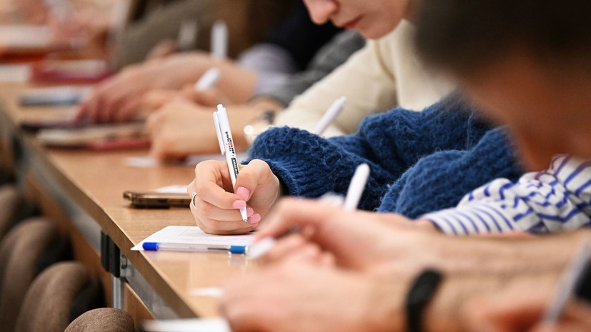 Правила платных образовательных услуг продлили до 2032 года