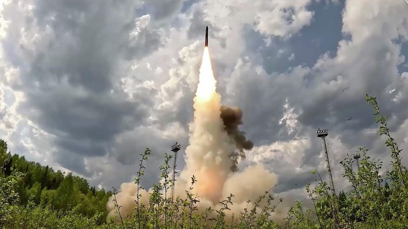 ВС России поразили два сухогруза и хранилища с военным имуществом для ВСУ