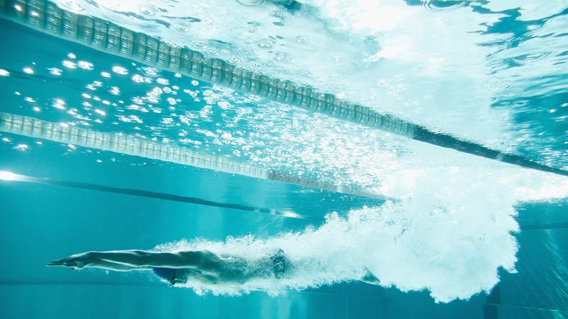 Российский прыгун в воду Помошников выиграл золото юниорского ЧМ