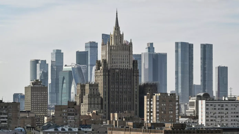 Захарова: иностранные контингенты на Украине станут законными военными целями