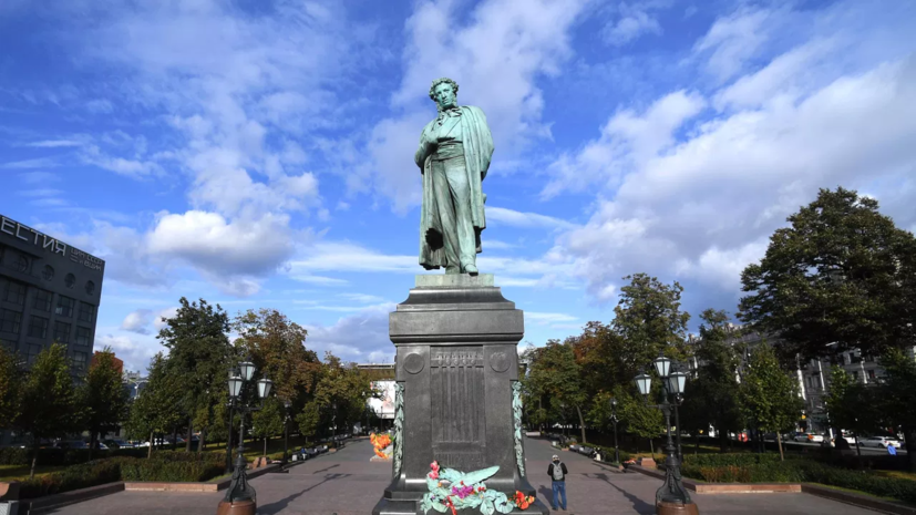 В Москве состоялось тестовое голосование о судье памятника Пушкину