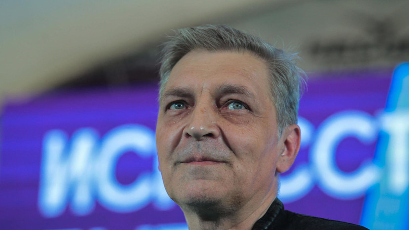 Суд в Петербурге заочно арестовал журналиста Александра Невзорова