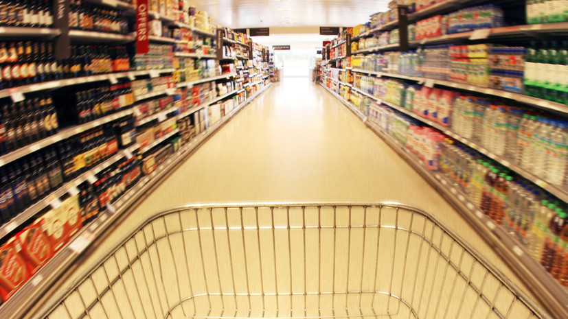 Крупнейшая сеть супермаркетов Украины ограничила продажу продуктов