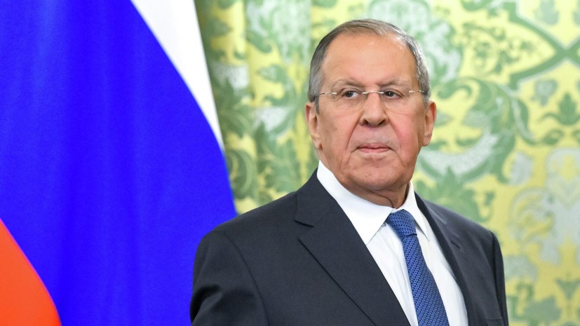 Лавров заявил об усиленных военных приготовлениях НАТО у северных рубежей