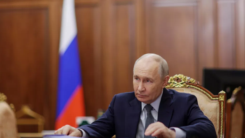 Путин прилетел в Киргизию