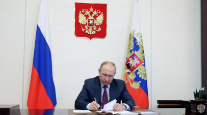 Путин&nbsp; подписал закон об упрощённой регистрации машин в Донбассе и Новороссии
