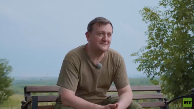 RT представил первую часть репортажей о ветеранах СВО, ставших учителями в школе
