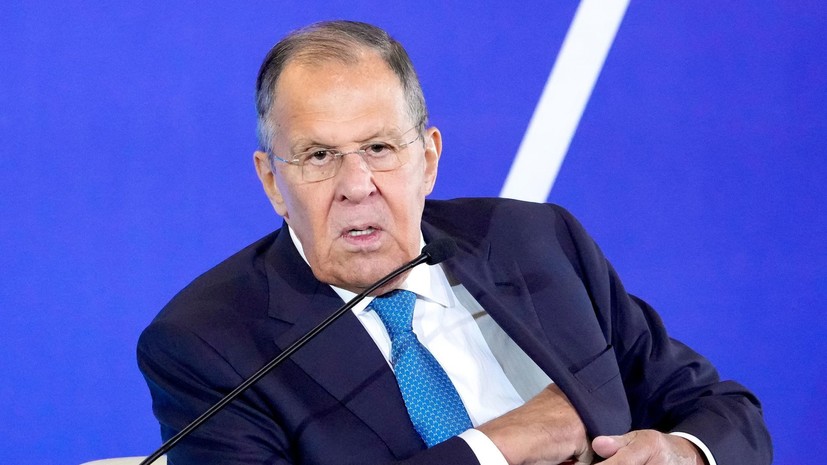 Лавров: принципы признания независимости Украины выброшены на помойку