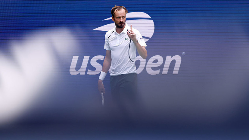 Медведев в трёх сетах победил Риндеркнеша и вышел в 1/8 финала US Open