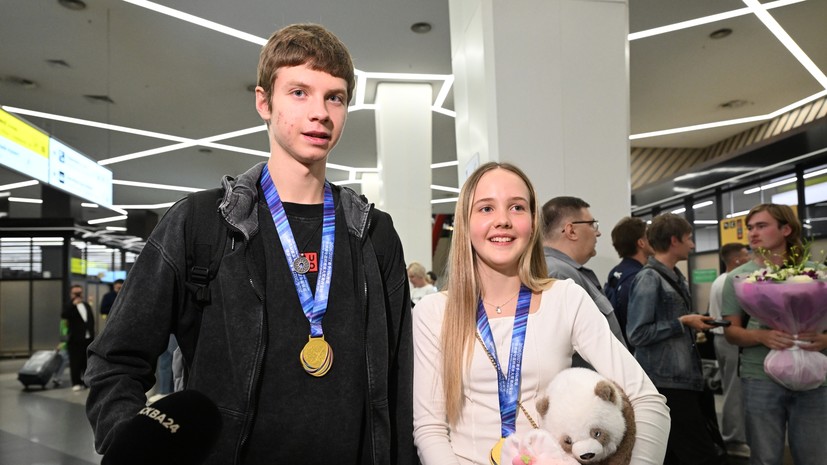 Фефелова и Валов выиграли этап юниорского Гран-при ISU в Бангкоке