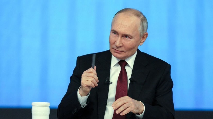 Путин шуткой отреагировал на вопрос Рахмона об усталости на саммите ШОС