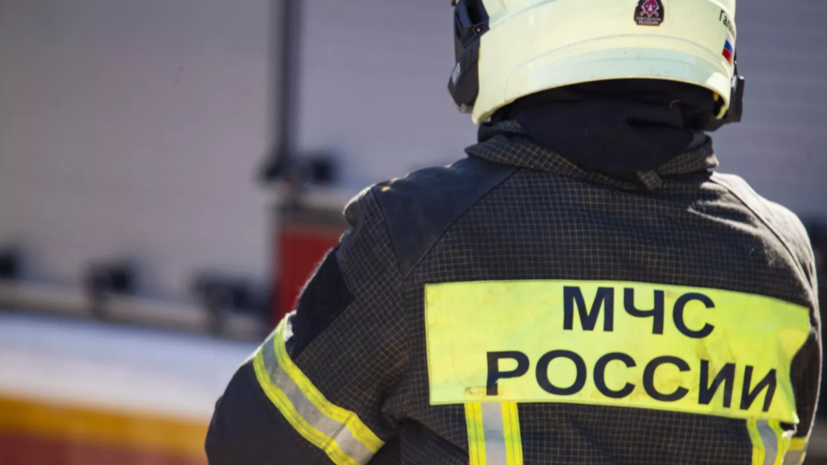 В Тюмени пожар охватил семь жилых домов на площади 700 квадратов