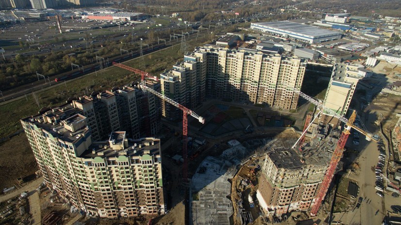 Эксперт по недвижимости Крылов: массового снижения цен на новостройки пока нет