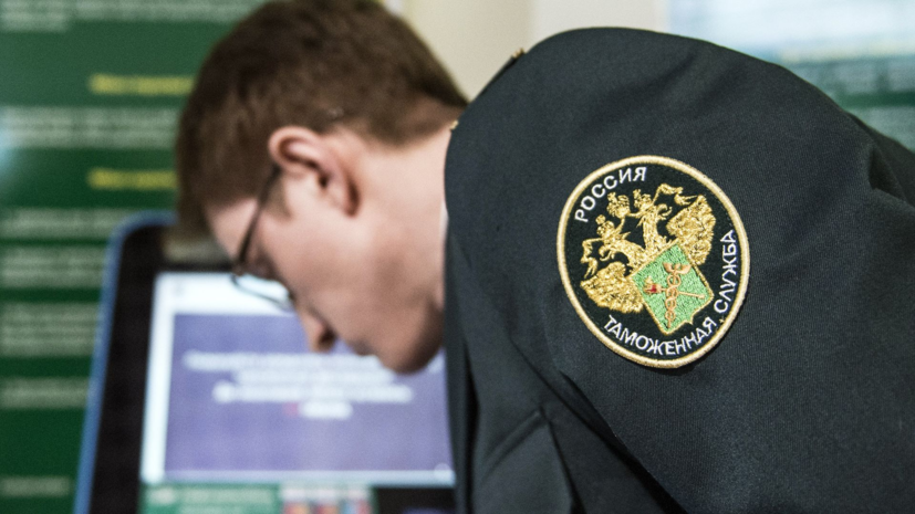 Таможенники в Пулково обнаружили в багаже пассажирки 55 кг натуральных волос