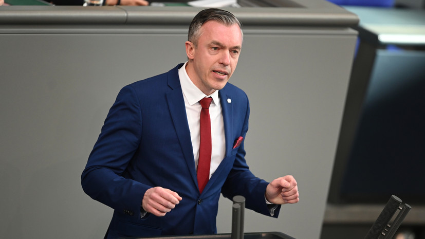Представитель АдГ Шмидт: Германии выгодно восстановить торговлю с Россией