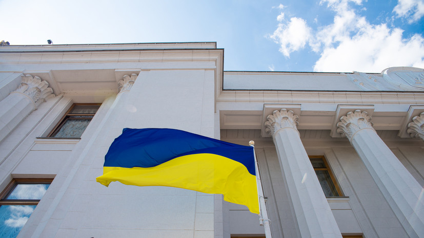 Журналист из США Карлсон рассказал, почему не может поехать в Киев