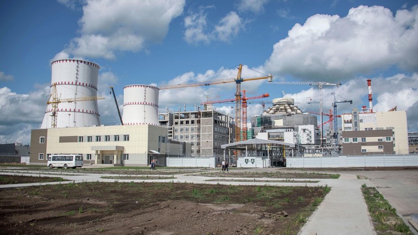 Курская АЭС-2 работает штатно после падения дрона на градирню