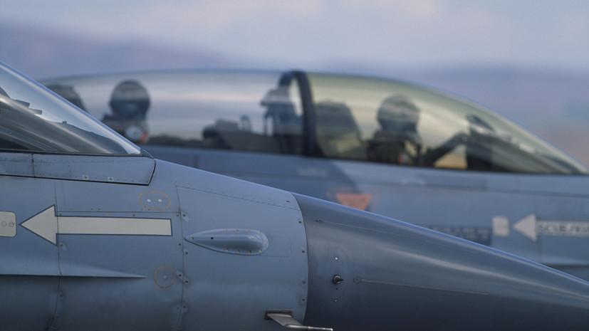 Bild: пилот разбившегося в ФРГ американского истребителя F-16 катапультировался
